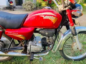 Hero-Honda Cd Dawn 2005 Motorbike (Used)