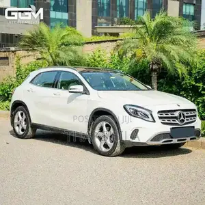Mercedes-Benz GLA180 2017 SUV (Used)