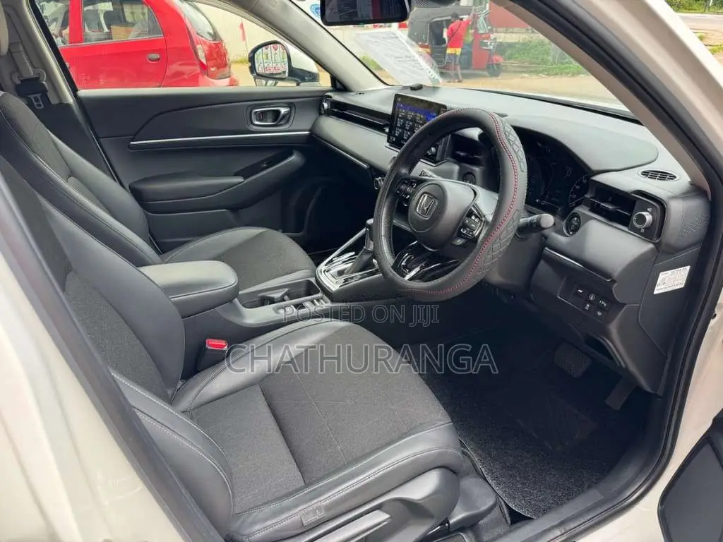 Honda Vezel Z Grade 2023 SUV (Used)