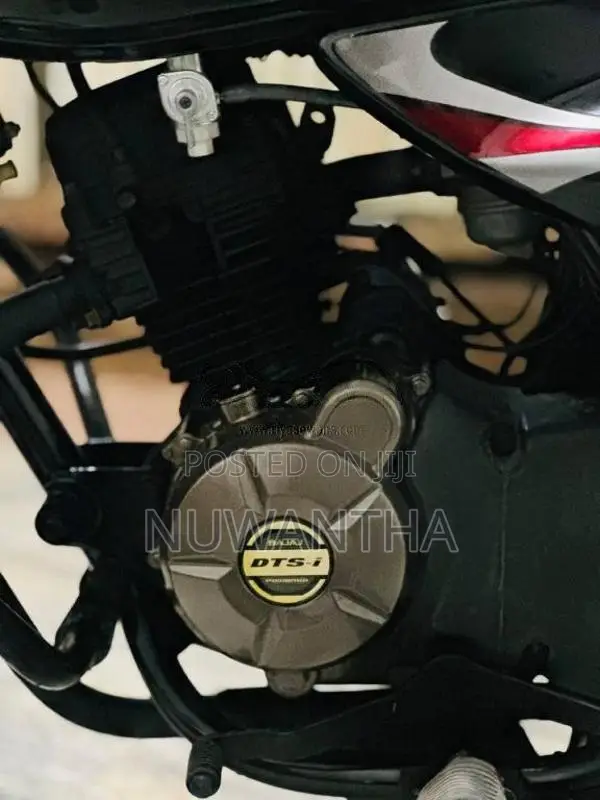 Bajaj Discover 2013 Motorbike (Used)