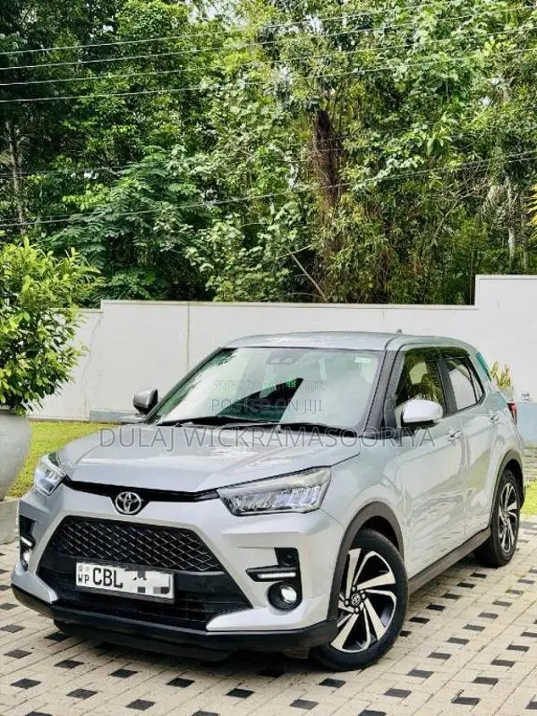 Toyota Raize 2020 SUV (Used)