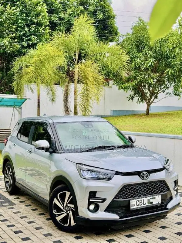 Toyota Raize 2020 SUV (Used)