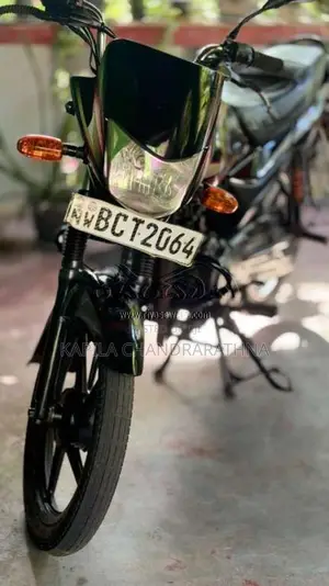 Bajaj Platina Es 2015 Motorbike (Used)