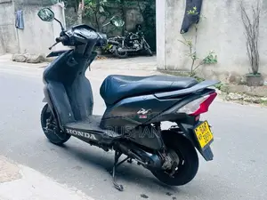 Honda Dio 2013 Motorbike (Used)