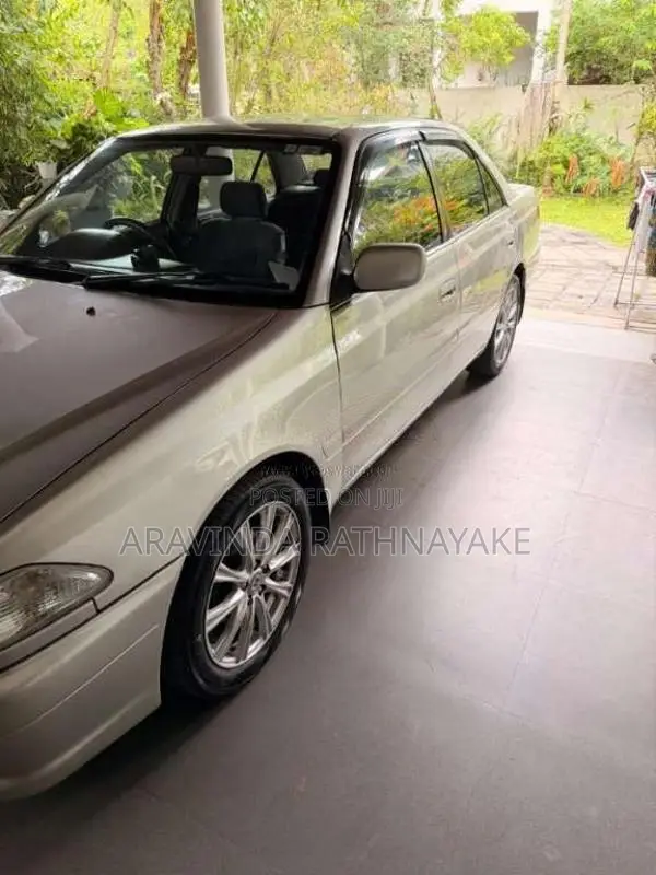 Toyota Carina 1999 Car (Used)