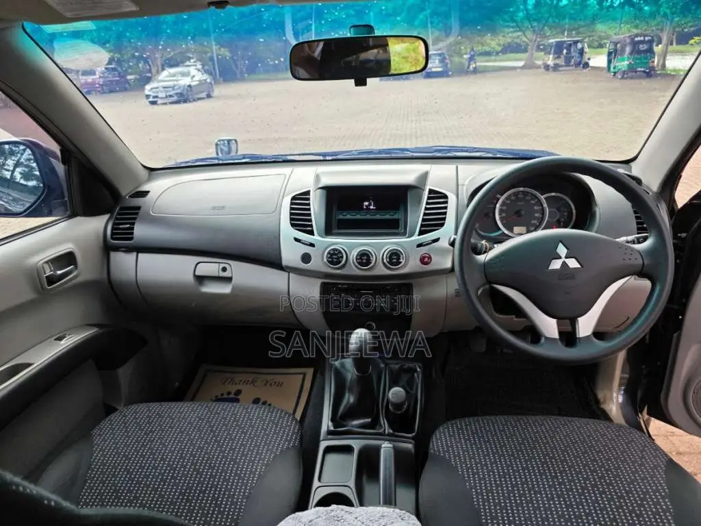 Mitsubishi L200 Sportero 2015 Pickup (Used)