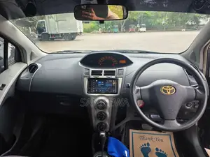 Toyota Vitz 2008 Car (Used)