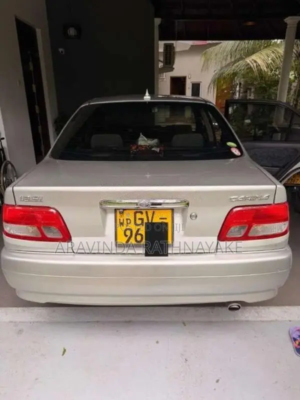 Toyota Carina 1999 Car (Used)