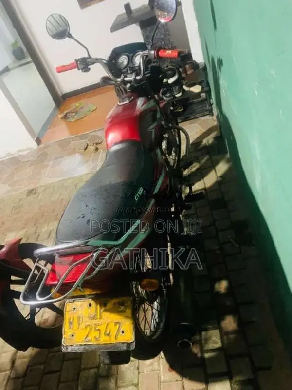 Bajaj CT-100 2008 Motorbike (Used)