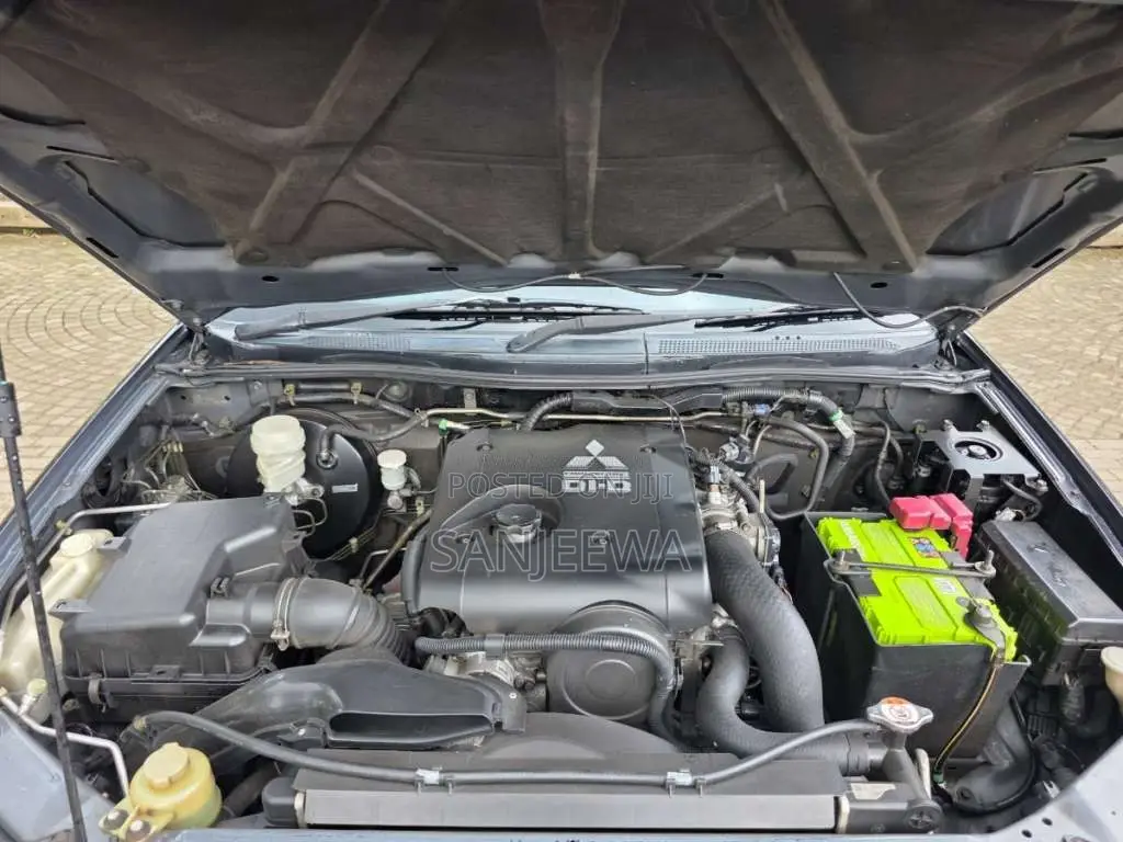 Mitsubishi L200 Sportero 2015 Pickup (Used)