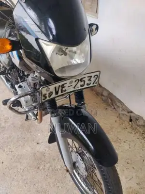 Bajaj CT-100 2010 Motorbike (Used)