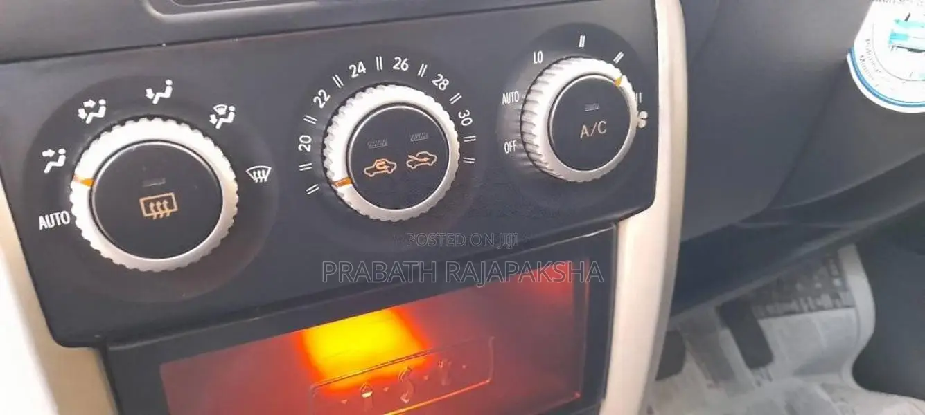 Toyota IST 2003 Car (Used)
