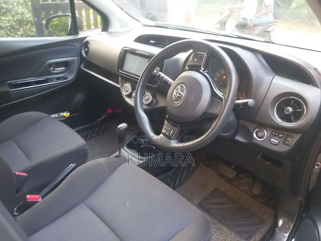 Toyota Vitz Edition 3 2016 Car 2016 Car (Used)
