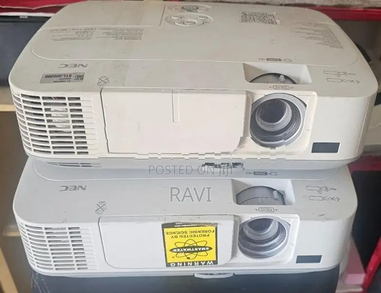 projectors - Epson, Mitsubishi, Hitachi