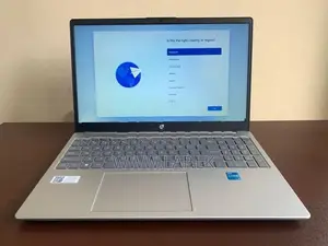 HP 15-FD0203TU Core i3 1315U 13th GEN Full HD 8GB RAM 512GB SSD