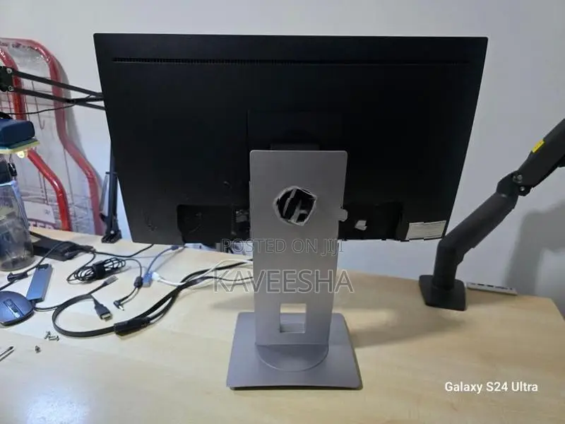HP EliteDisplay E230t 23" FHD IPS Frameless Touch Monitor