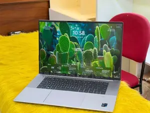 HP New Version i7 13Gen H Processor 8/512GB 16”4K