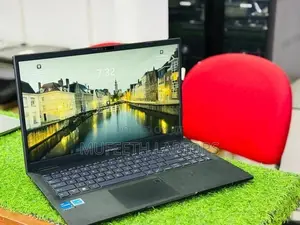 Asus ExpertBook i5 13Gen 8/512GB 15.6”FHD Display