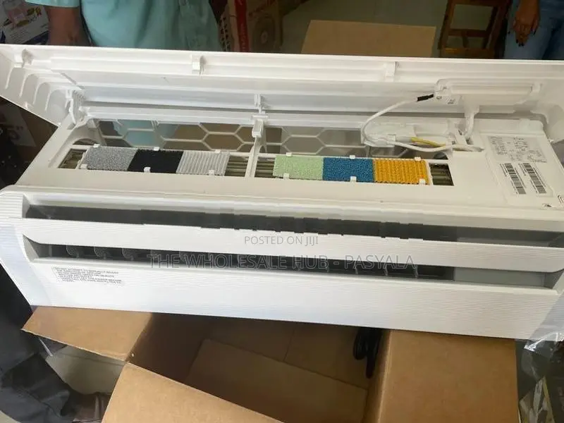 TCL BreezeIN premium AC
