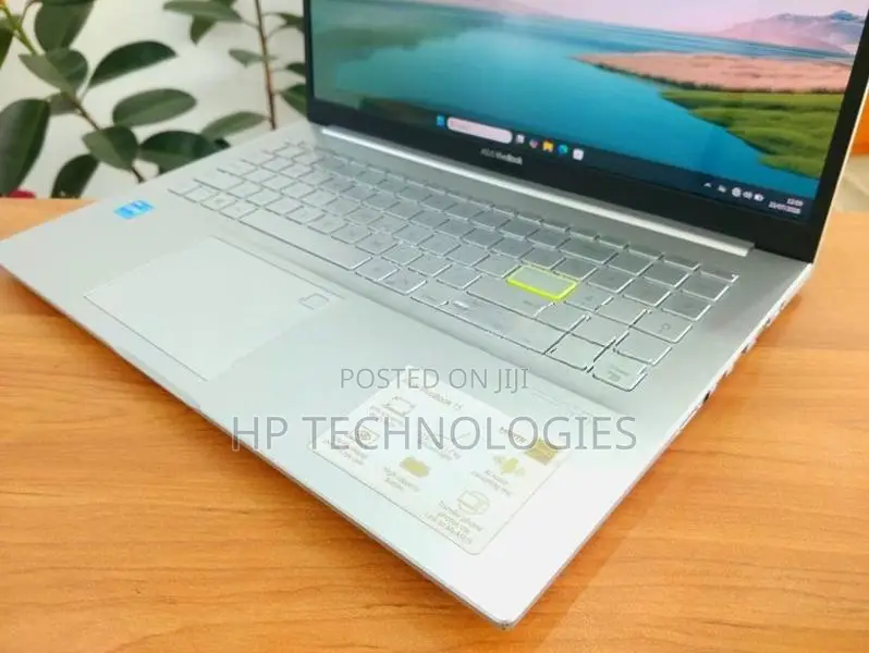ASUS I3 11 GEN 8GB RAM 1TB HDD 256GB SSD