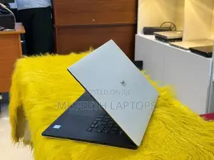 Dell i9 9Gen 16/512GB 15.6”FHD NViDIA 4GB