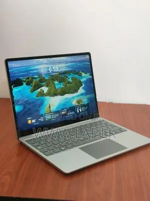 Microsoft Core i5-1035G1 10th GEN 16GB RAM 256GB SSD 12.4′ inch