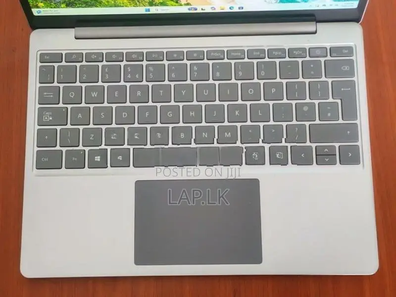 Microsoft Surface Go 1943 Core i5 1035G1 10th GEN 16GB RAM 256GB SSD