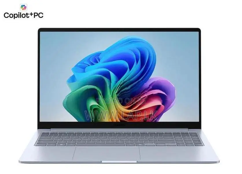 Samsung Galaxy Book 4 Edge Snapdragon X X1 16GB RAM 256GB EUFS Storage