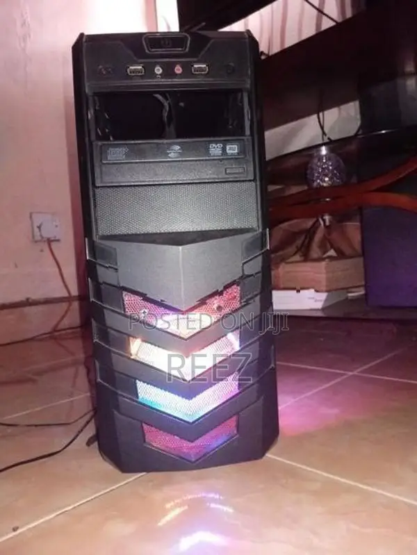 Gaming PC casing with accessories