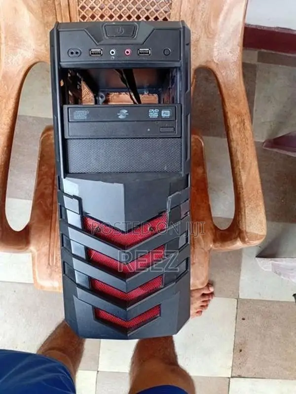 Gaming PC casing with accessories