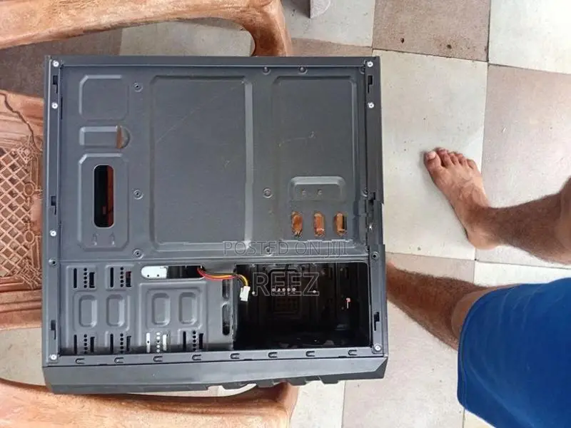 Gaming PC casing with accessories