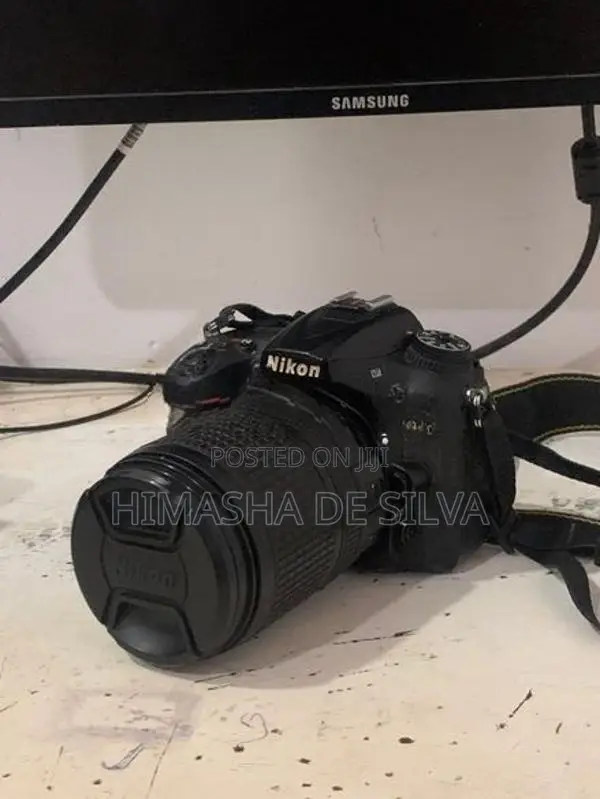 Nikon D7200 with Flasher