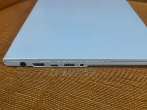Fujitsu Laptop i5 8GB 256GB