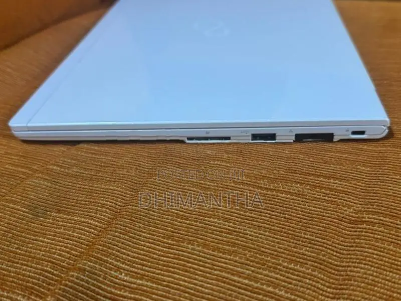 Fujitsu Laptop i5 8GB 256GB