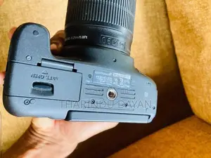 Canon 700d Dslr camera