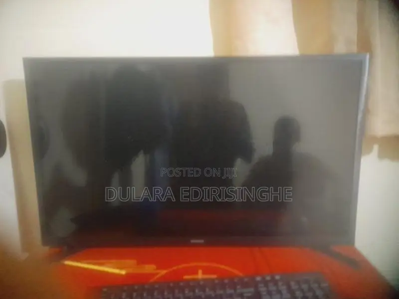 Samsung 32inche Smart Tv