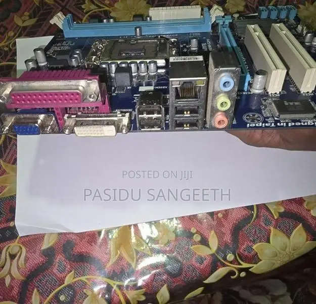 Gigabyte GA-H16M Motherboard