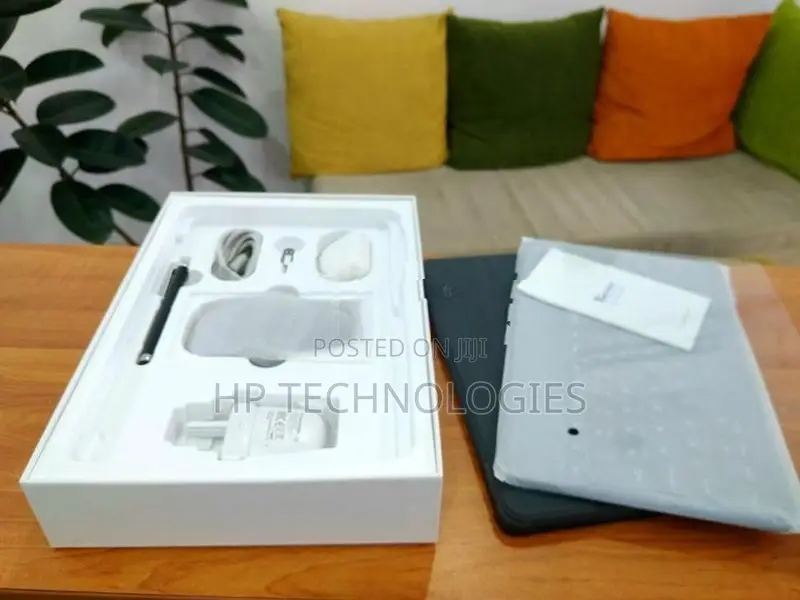 BACK VIEW 60 PRO 4GB+8GB RAM 128GB STORAGE