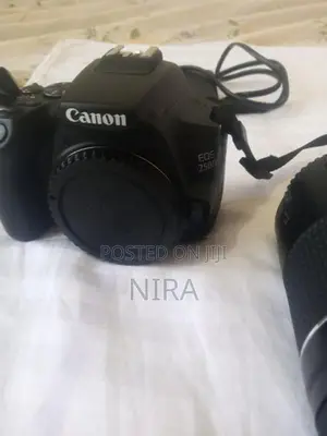 Canon EOS250D