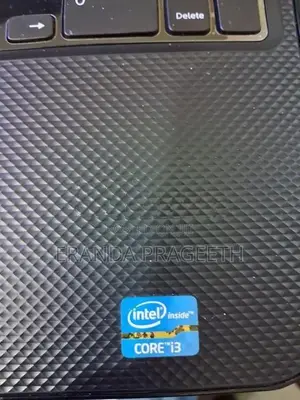 Dell Inspiron 3521