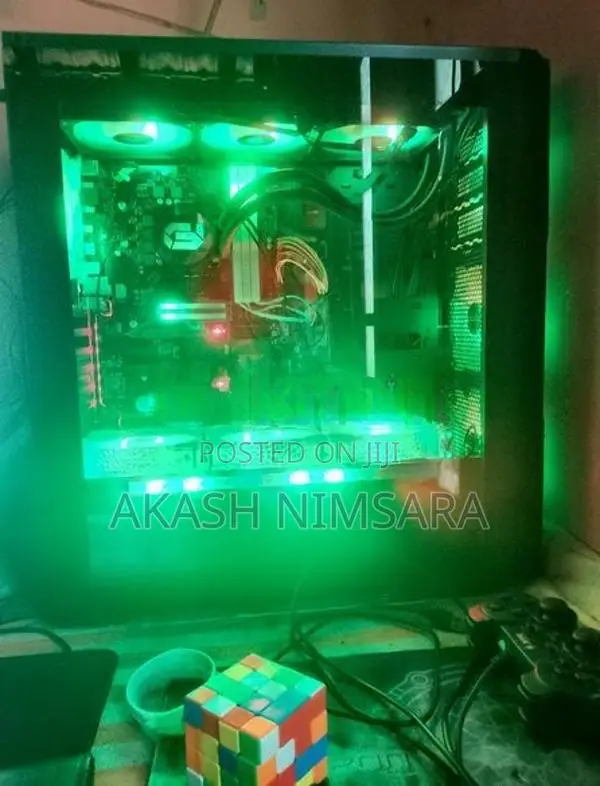 i7-7700 Desktop Computer