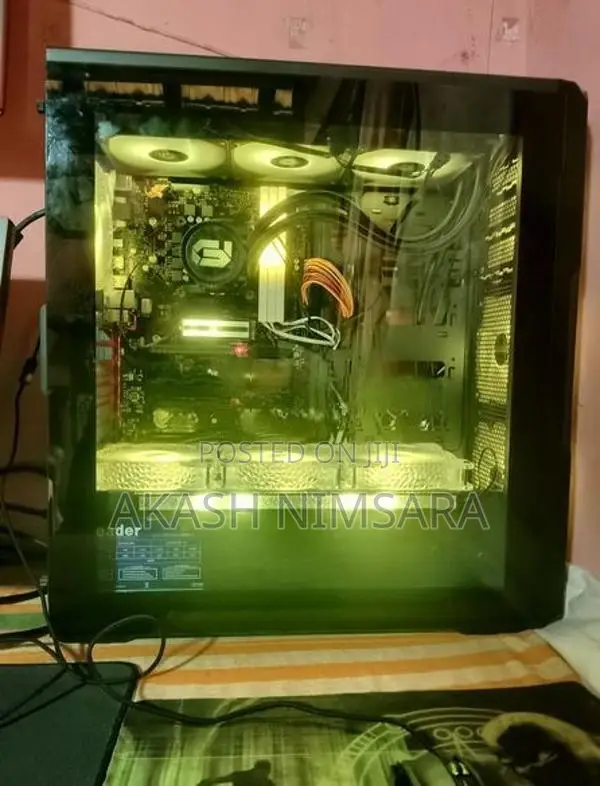 i7-7700 Desktop Computer