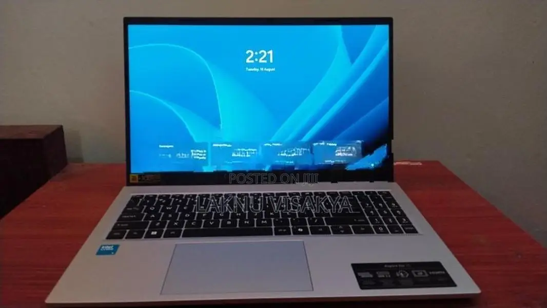 Acer Aspire Go 15 (Intel Core 5 120U / 16GB RAM 512GB SSD)