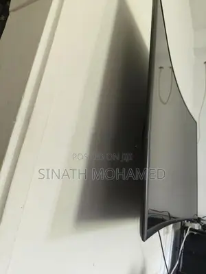 SAMSUNG TV