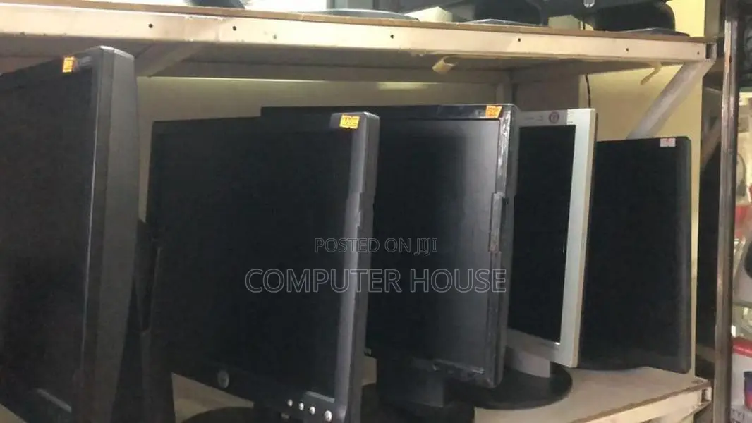 17’’ Square Monitor