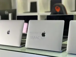 Apple MacBook Air M1 Chip 8GB RAM 256GB SSD