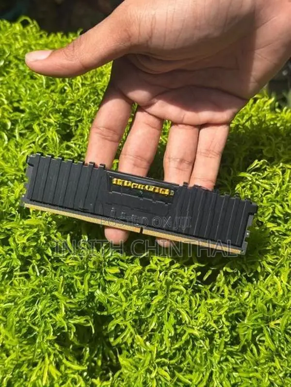 Cosair Vengeance DDR4 8GB