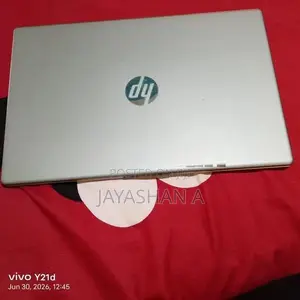 HP Core i3 1315U