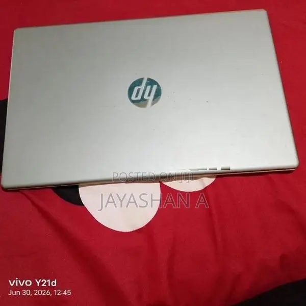 HP Core i3 1315U
