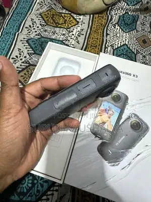 Insta360 X3 360° Camera